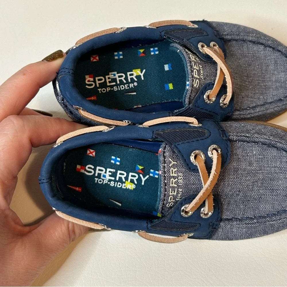 COPY - Kids Sperry Top-Sider denim chambray boat deck shoes like new Size 7 AO …